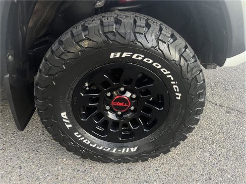 Used 2019 Toyota Tacoma TRD Pro image 10