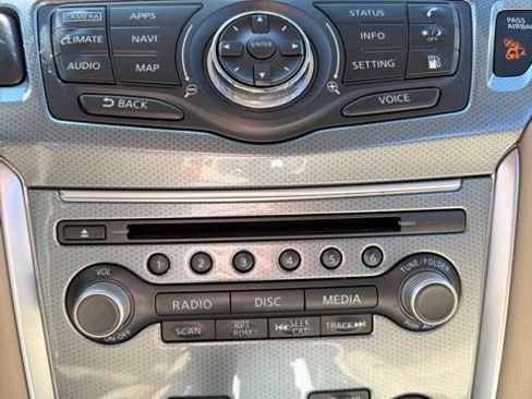 Used 2018 Nissan Pathfinder SL w/ Cargo Package AWD/4WD image 15