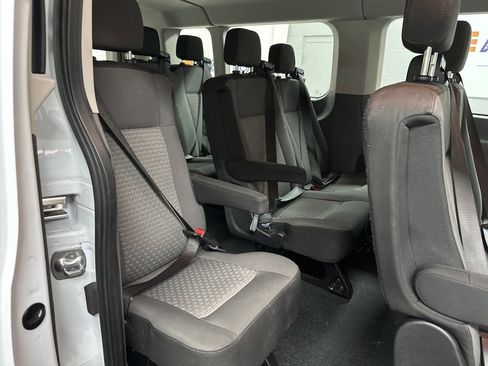 Used 2023 Ford Transit 350 XL image 32