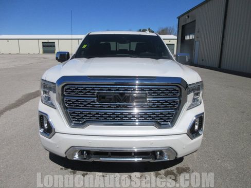 Used 2021 GMC Sierra 1500 Denali w/ Denali Ultimate Package AWD/4WD image 9