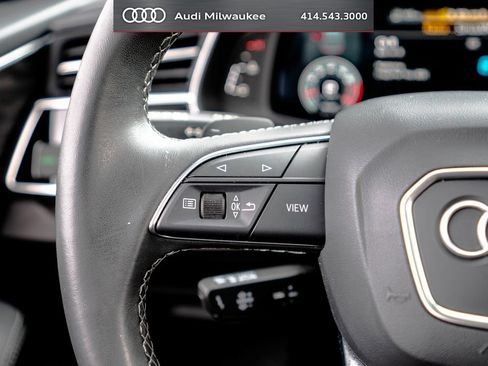 Used 2023 Audi Q8 Premium Plus AWD/4WD image 19