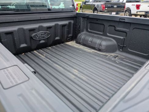 Used 2024 Ford Ranger XL image 7