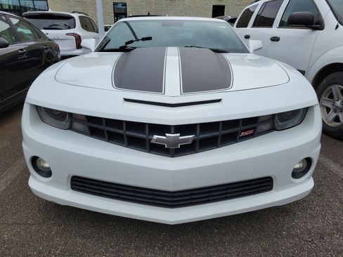 Used 2010 Chevrolet Camaro SS w/ RS Package image 16
