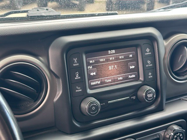 Used 2020 Jeep Wrangler Unlimited Sport AWD/4WD image 27