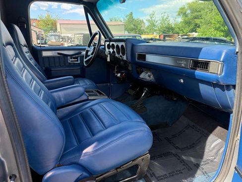 Used 1988 Chevrolet Blazer 4WD image 34