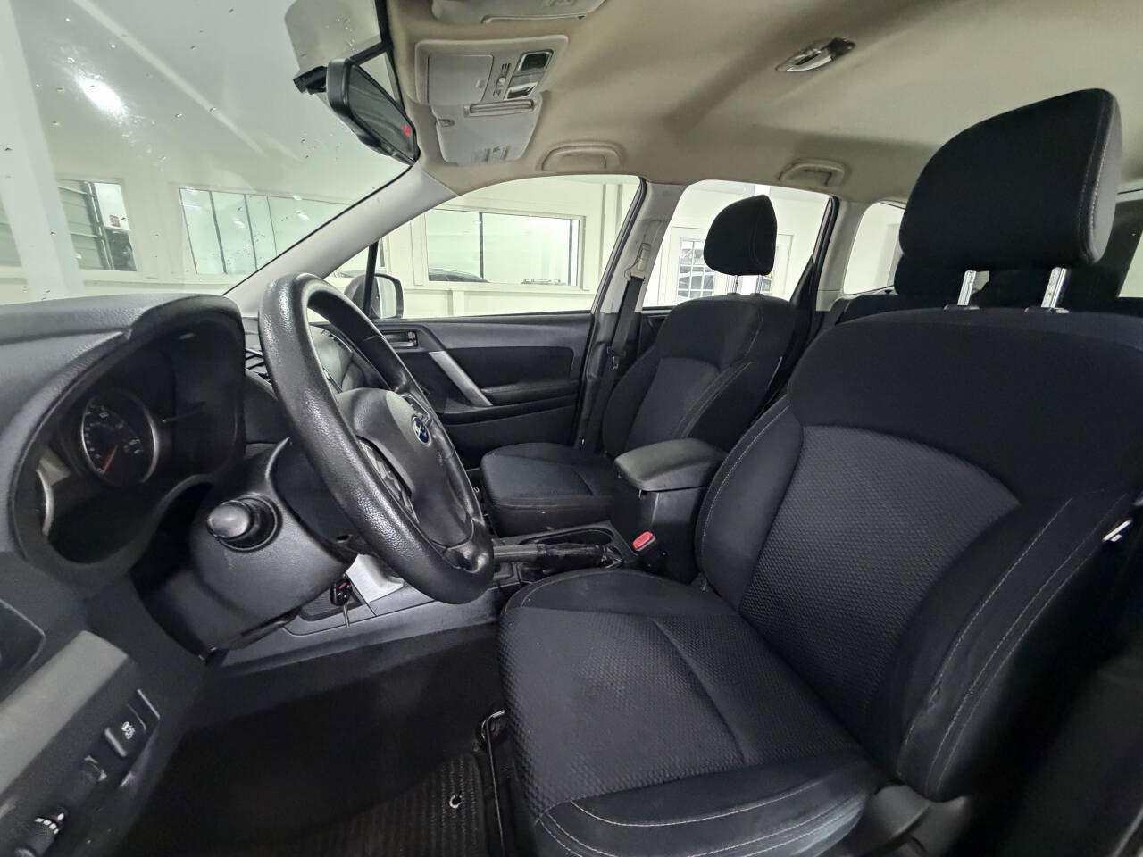 Used 2016 Subaru Forester 2.5i AWD/4WD image 13