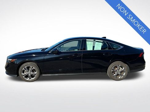 Certified 2023 Honda Accord EX image 8