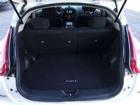 Used 2015 Nissan Juke SV w/ Technology Package FWD image 6