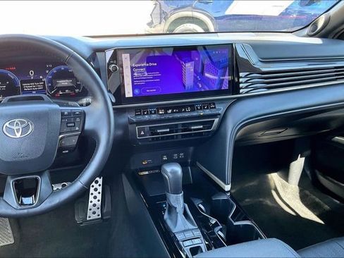 Used 2025 Toyota Camry XSE w/ Premium Plus Package image 5