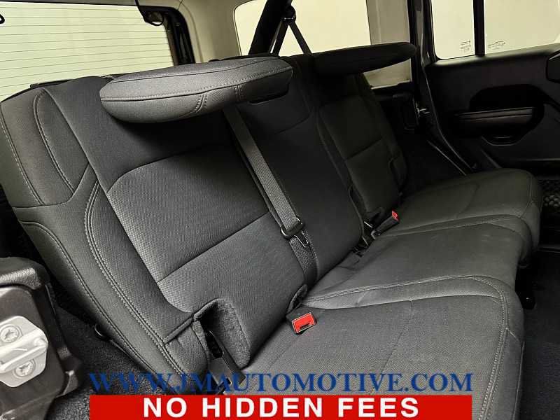 Used 2019 Jeep Wrangler Unlimited Sport S AWD/4WD image 18