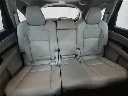 Used 2017 Acura MDX w/ Technology Package AWD/4WD image 23