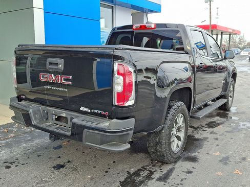 Used 2022 GMC Canyon AT4 image 6