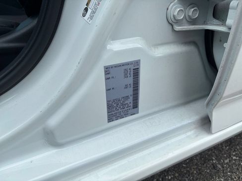 Used 2025 Nissan Altima 2.5 SV FWD image 29