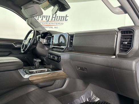 Used 2023 Chevrolet Silverado 1500 LT Trail Boss w/ Protection Package image 29