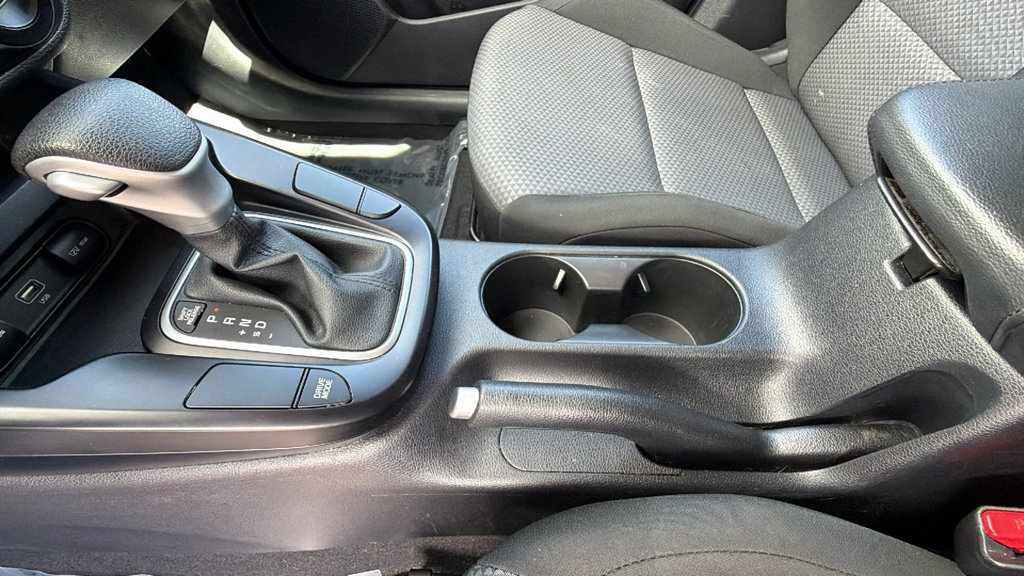 Used 2024 Kia Soul LX w/ Option Group 015 FWD image 13