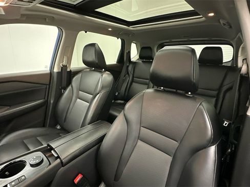 Certified 2023 Nissan Rogue SV w/ SV Premium Package image 9