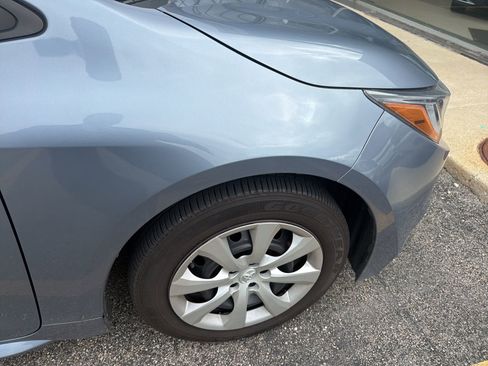 Used 2021 Toyota Corolla LE w/ Carpet Mat Package (TMS) FWD image 21