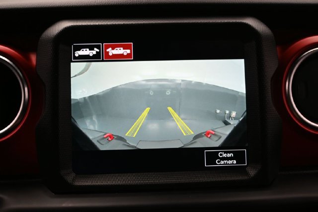 Certified 2021 Jeep Gladiator Rubicon AWD/4WD image 43