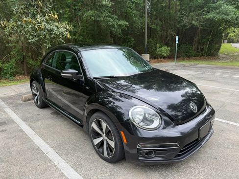 Used 2014 Volkswagen Beetle R-Line image 5