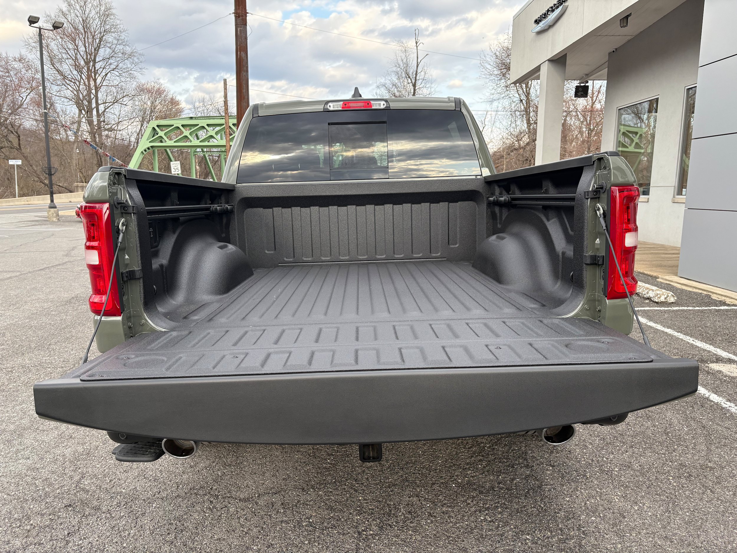 New 2026 RAM 1500 Big Horn AWD/4WD image 10