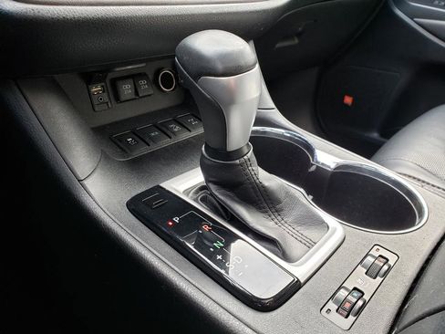 Used 2018 Toyota Highlander Limited Platinum image 25