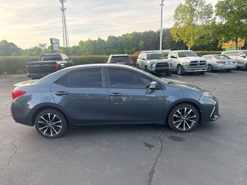 Used 2017 Toyota Corolla SE FWD image 8
