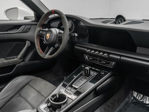 Used 2023 Porsche 911 Carrera GTS RWD image 27