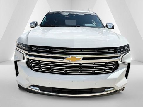 Used 2021 Chevrolet Tahoe Premier w/ Premium Package AWD/4WD image 2