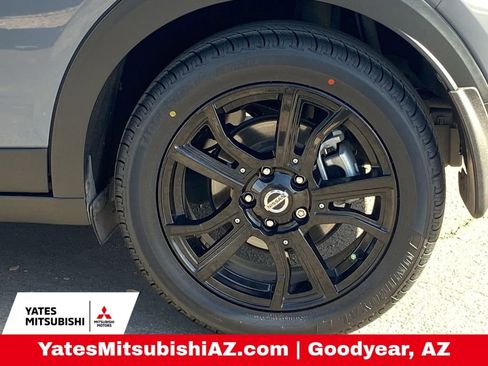 Used 2021 Nissan Kicks SR w/ SR Premium Package image 28