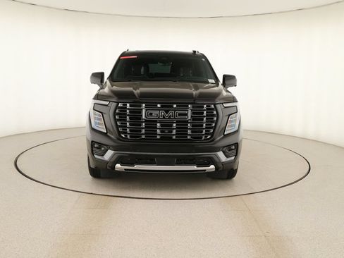 Used 2025 GMC Yukon Denali Ultimate AWD/4WD image 11