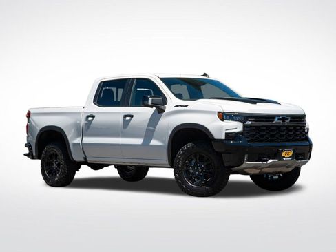 New 2026 Chevrolet Silverado 1500 ZR2 w/ Dark Appearance Package AWD/4WD image 3