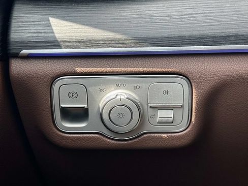 Certified 2024 Mercedes-Benz GLS 450 4MATIC image 27