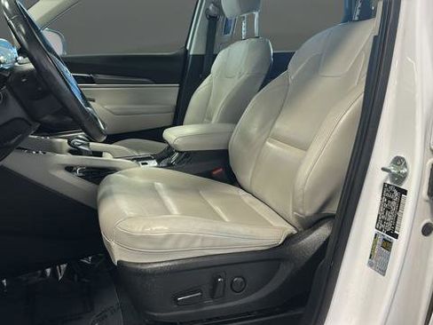 Used 2021 Kia Telluride S AWD/4WD image 9