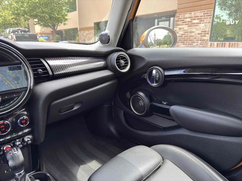 Used 2015 MINI Cooper S FWD image 32