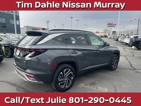 Used 2025 Hyundai Tucson Limited AWD/4WD image 12