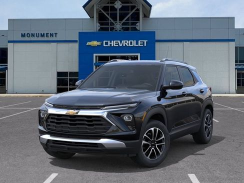 New 2026 Chevrolet TrailBlazer LT w/ Driver Confidence Package FWD image 6