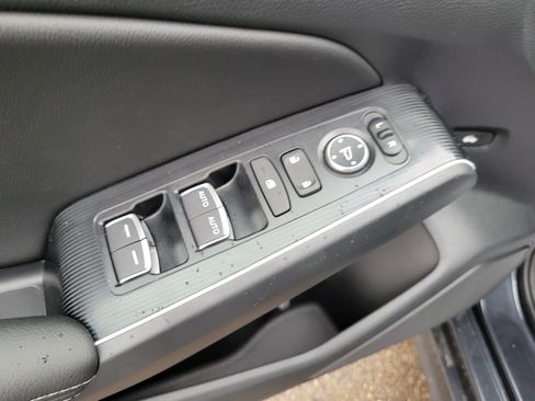 Certified 2025 Honda Civic Sport Touring image 19