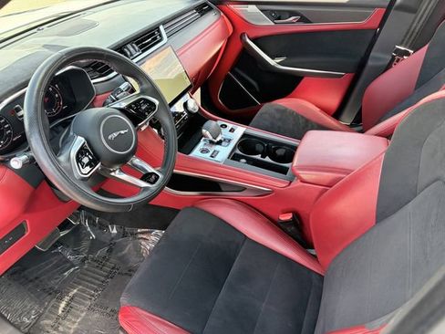 Used 2022 Jaguar F-PACE SVR AWD/4WD image 5