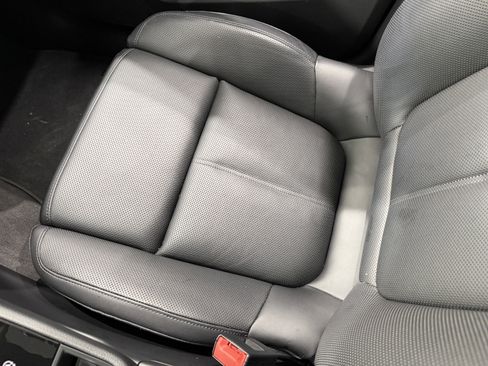 Certified 2025 Porsche Macan image 52