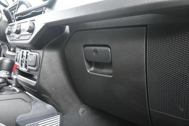 Used 2024 Jeep Gladiator Sport AWD/4WD image 41