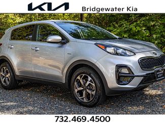 Used 2022 Kia Sportage LX image 1