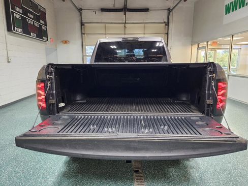 Used 2019 RAM 1500 Express w/ Wheel & Sound Group AWD/4WD image 21