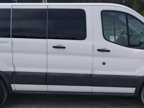 Used 2018 Ford Transit 150 XL RWD image 3