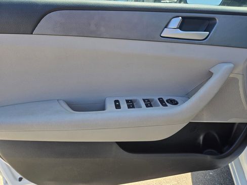 Used 2017 Hyundai Sonata SE FWD image 15