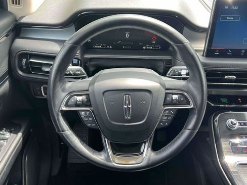 Used 2023 Lincoln Nautilus Reserve AWD/4WD image 18