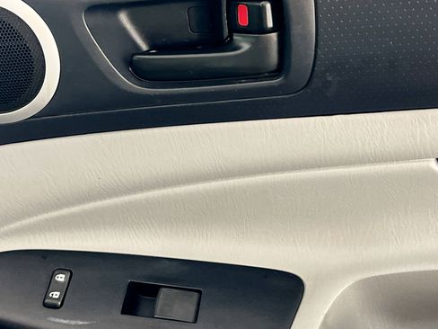 Used 2015 Toyota Tacoma 4x4 Double Cab image 31