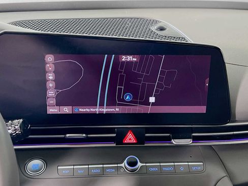 Certified 2024 Hyundai Elantra SEL w/ Convenience Package image 13