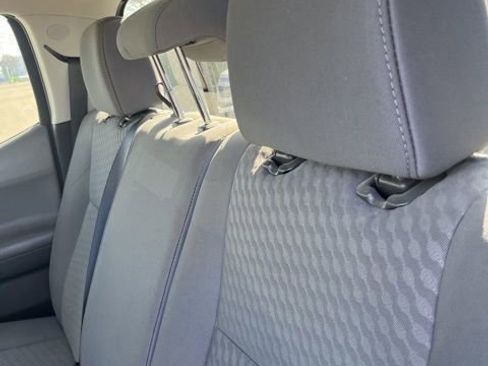 Used 2021 Toyota Tacoma SR w/ SR Convenience Package image 10