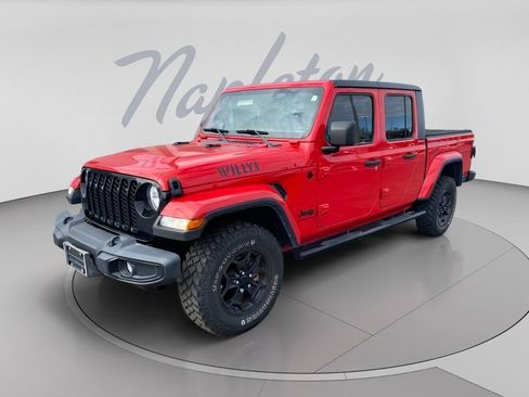 Used 2022 Jeep Gladiator Sport AWD/4WD image 1