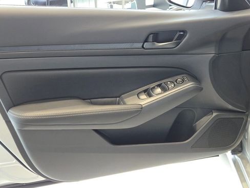 New 2026 Nissan Altima 2.5 SV FWD image 19